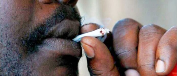 Jagger, ancien dealer : «Quand on se fait arrêter par la police, on paye 200 mille francs CFA et on nous libère…»