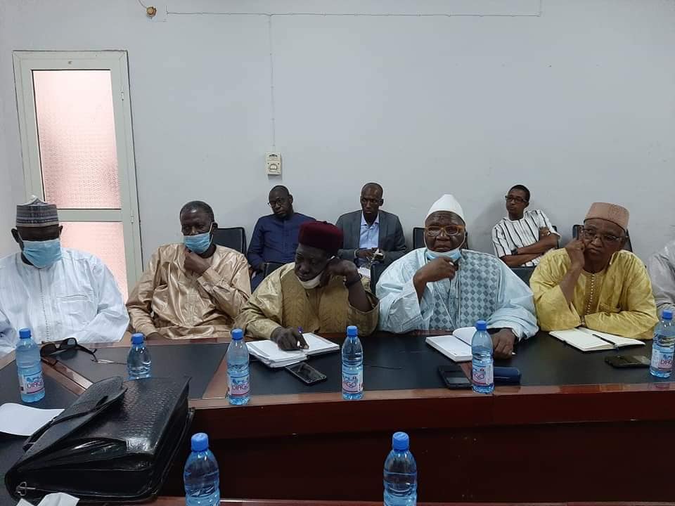 Pouvoir de transition et forces vives du pays : Haro sur un statut spécial au M5-RFP !