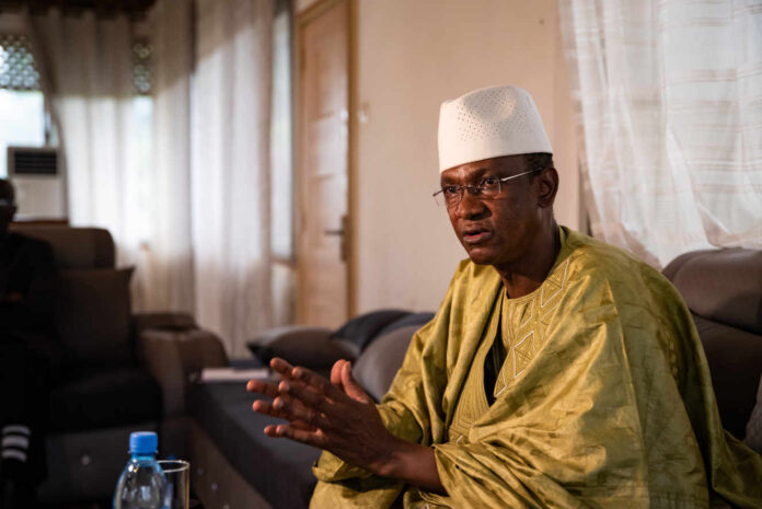 La déculottée du gouvernement par le CNT continue de faire des vagues : le Premier ministre entre lamentation et résignation