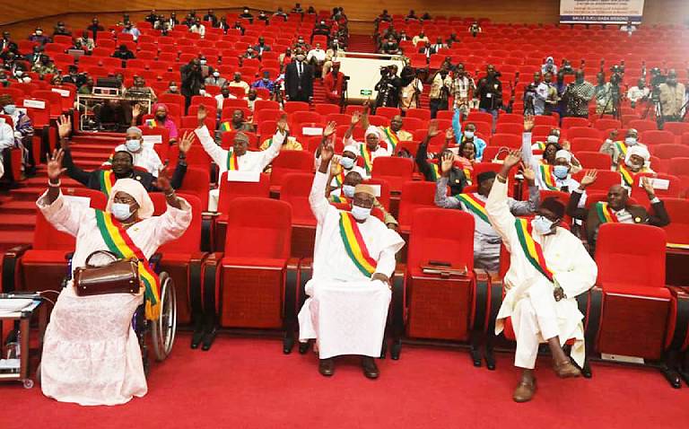 Mali : la cour constitutionnelle rejette les dépenses extravagantes du CNT